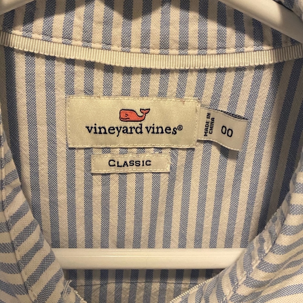 Vineyard Vines Women’s Button Down - worn once